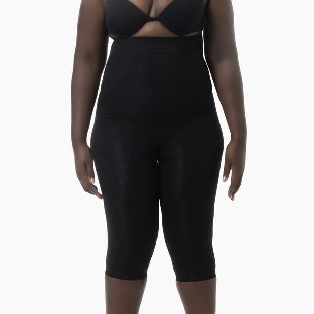 Women's high-waist capri shapewear with push-up and anti-cellulite control
