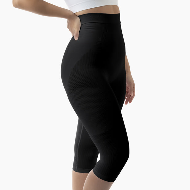 Women's high-waist capri shapewear with push-up and anti-cellulite control
