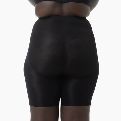 Women’s seamless shaping mid waist shorts